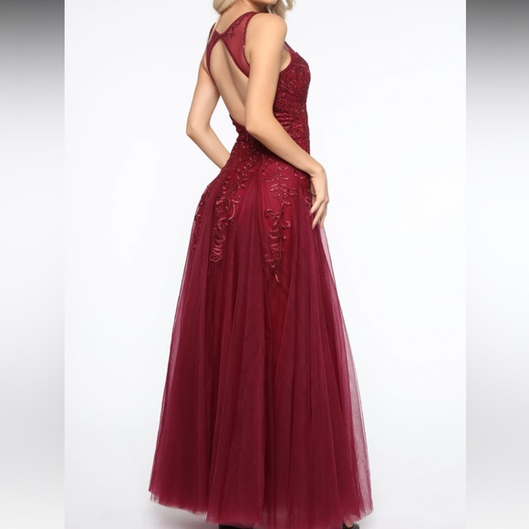 Woman evening gown/ prom dress - Picture 2 of 6